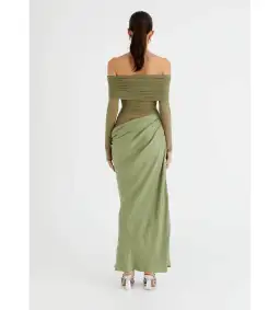 Benni Yasmin Off Shoulder Maxi in Pistachio Size 12 for rent on The Volte - image 3