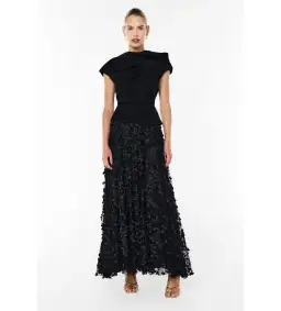 Manning Cartell Enchantment Set Size 12 for rent on The Volte - image 1