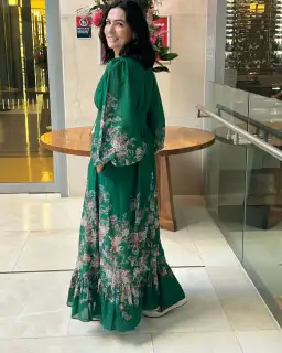 Zimmermann Rhiannon Plunge Maxi Dress Green Multi Paisley Size 3 / AU 14 for rent on The Volte - image 4