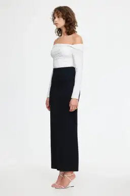 ACLER Heydon Midi Skirt Black Size 10 for rent on The Volte - image 2