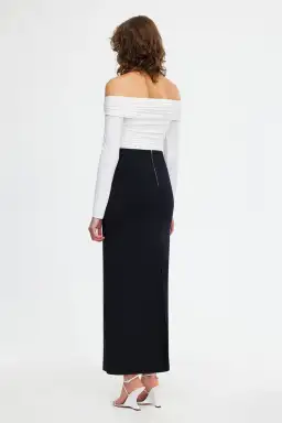 ACLER Heydon Midi Skirt Black Size 10 for rent on The Volte - image 3