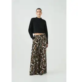 Aje Sienna Denim Jeans Size 12/L for rent on The Volte - image 2