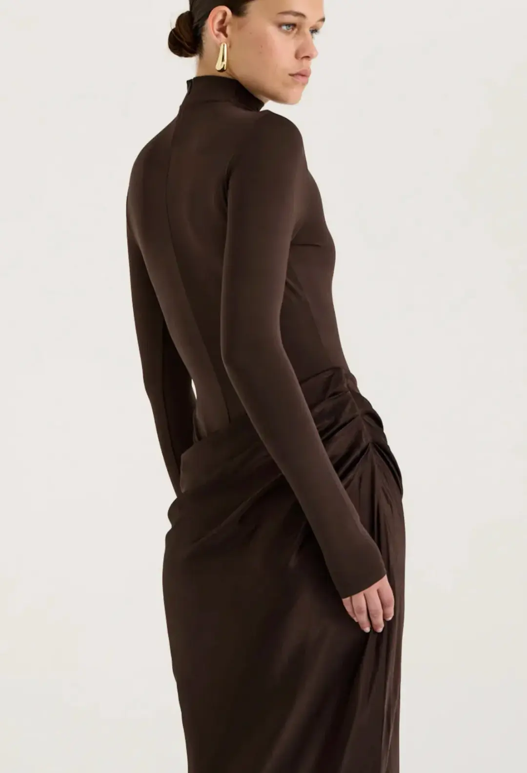 Henne Soraia Long Sleeve Maxi Dress Chocolate Size M / AU 10 for rent on The Volte - main image