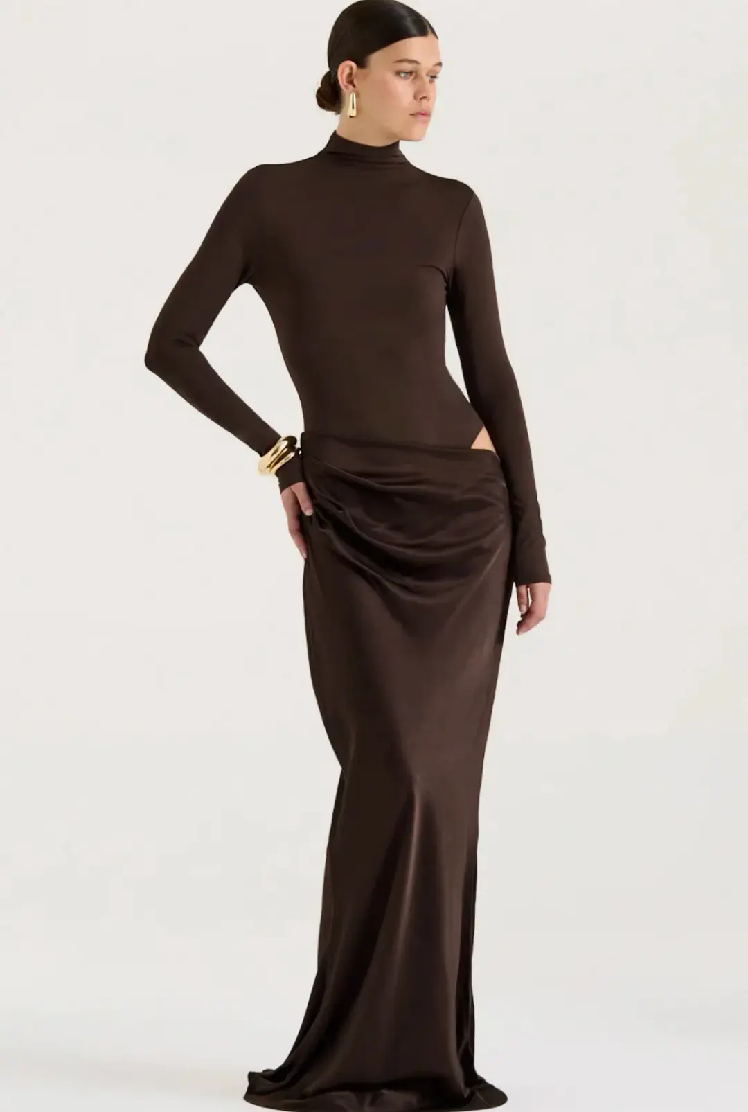 Henne Soraia Long Sleeve Maxi Dress Chocolate Size M / AU 10 for rent on The Volte - main image