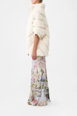 Camilla Tiled Time Faux Fur Short Sleeve Slouch Jacket White (M/L-AU12/14) for rent on The Volte - image 4