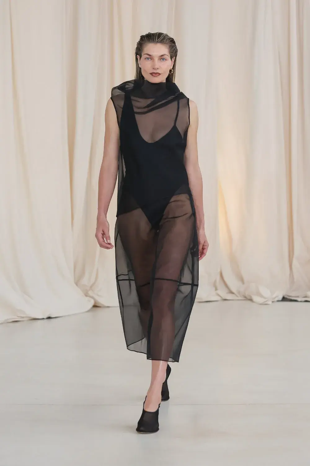 BIANCA SPENDER BLACK ORGANZA CEZANNE TOP SIZE 6/XS for rent on The Volte - main image