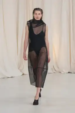 BIANCA SPENDER BLACK ORGANZA CEZANNE TOP SIZE 6/XS for rent on The Volte - image 2