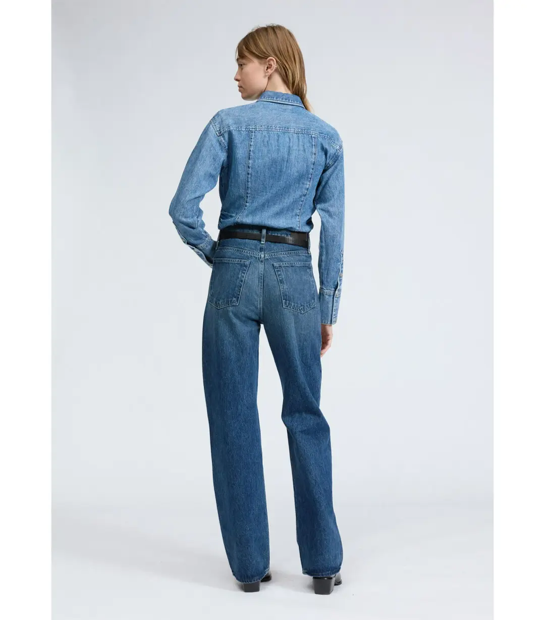 Rag & Bone Shea High Rise Relaxed Straight Jean in Adeline Size AU 10 for rent on The Volte - main image