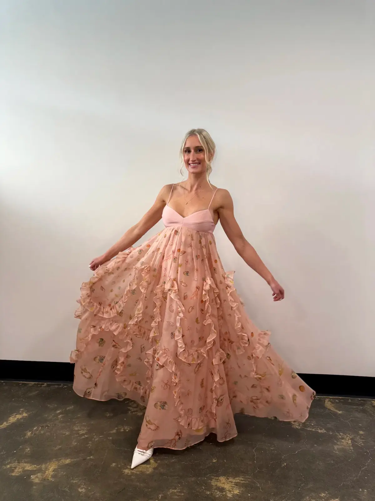 ALEMAIS SHELLY GOWN SIZE 6 - Image 1