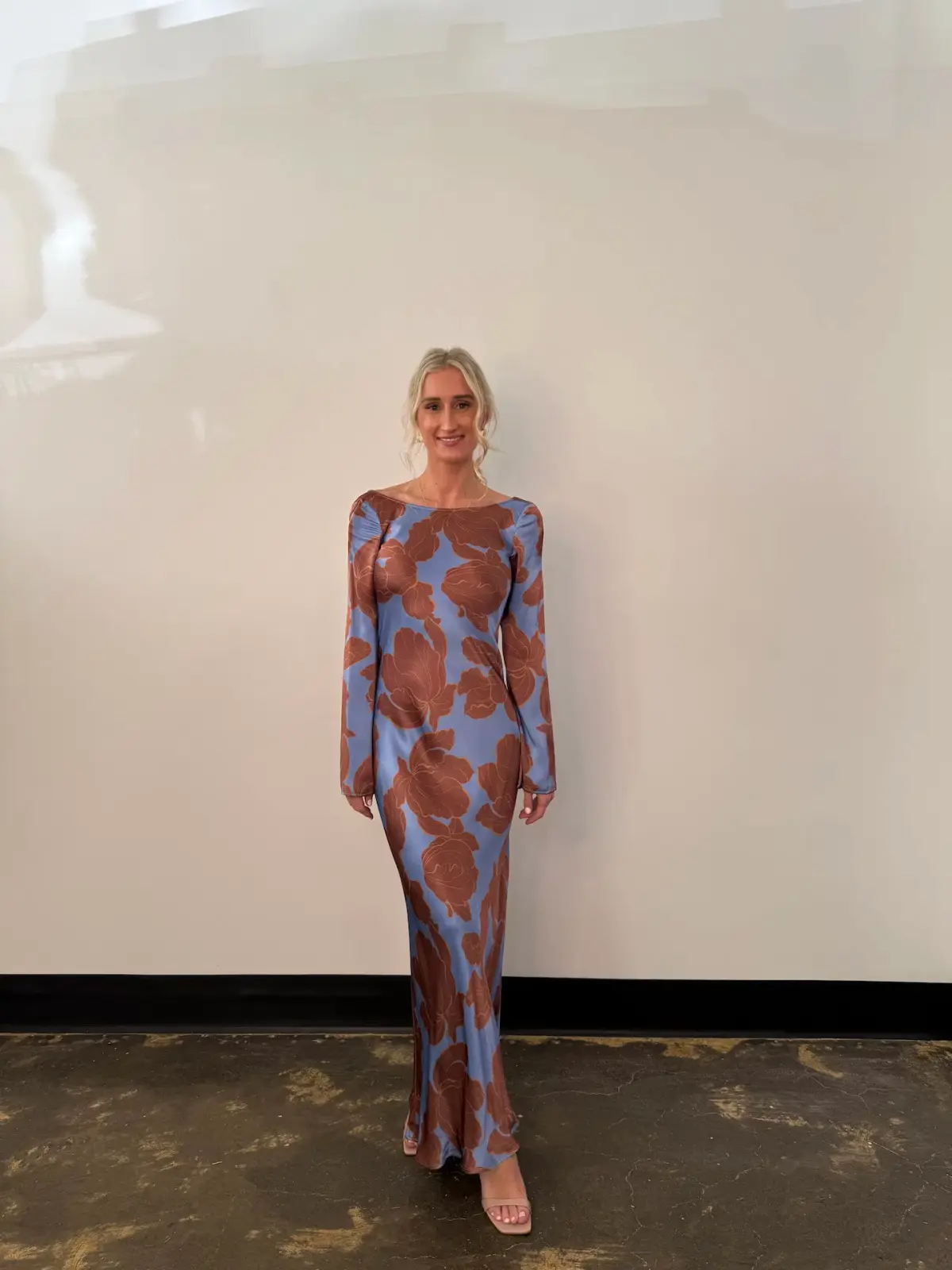 Pasduchas Lucent Sleeve Midi Size AU 8 - Image 1