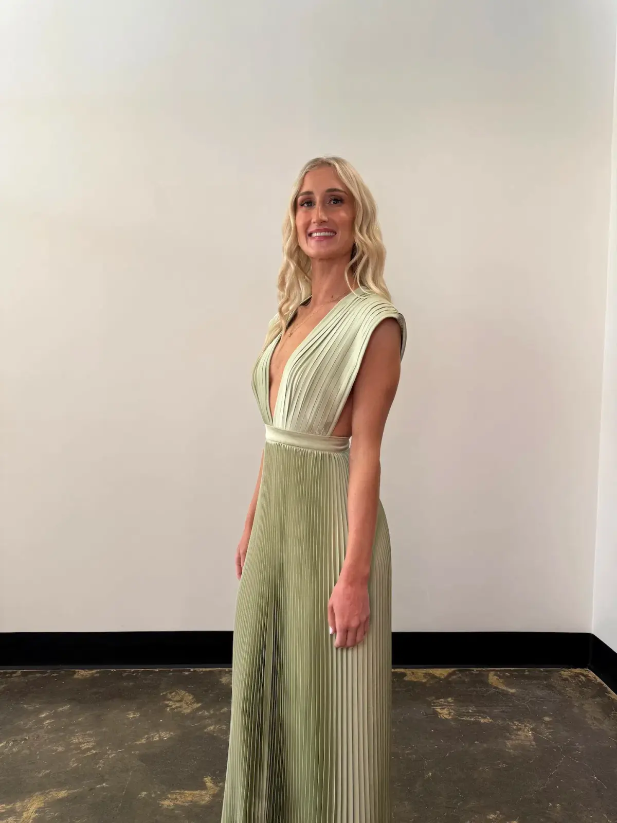 L'Idee Woman Gala Gown in Fresco Size XS / AU 6 - Image 1