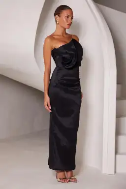 ELLE ZEITOUNE MILES MAXI / BLACK / SIZE 16 for rent on The Volte - image 2