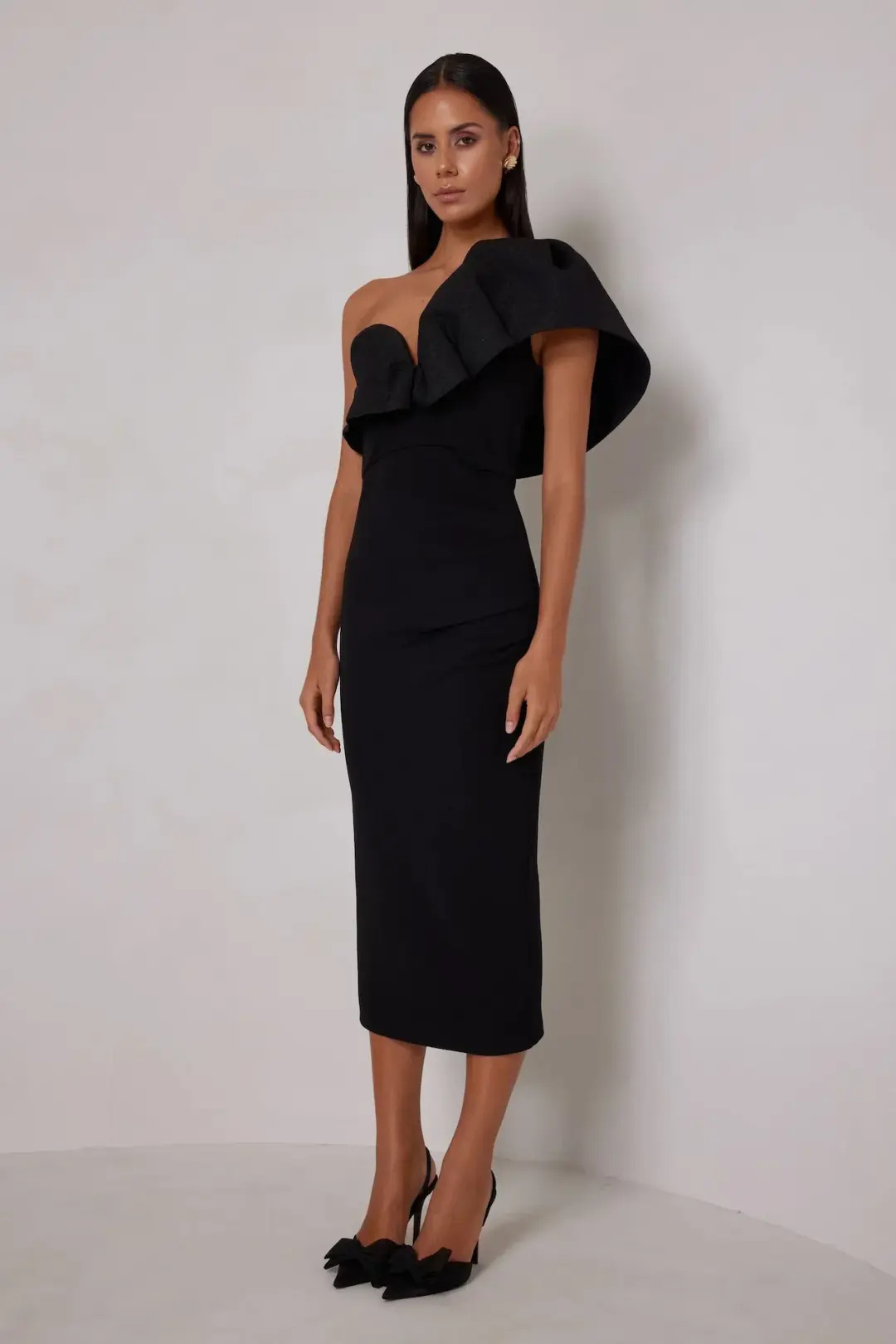 ELLE ZEITOUNE SHARLEENE MIDI / BLACK / SIZE 6 for rent on The Volte - main image