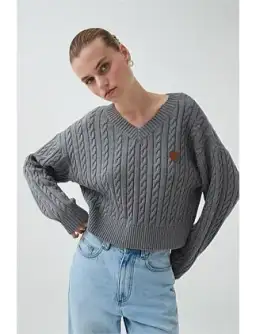 Naia Cropped Cable Knit