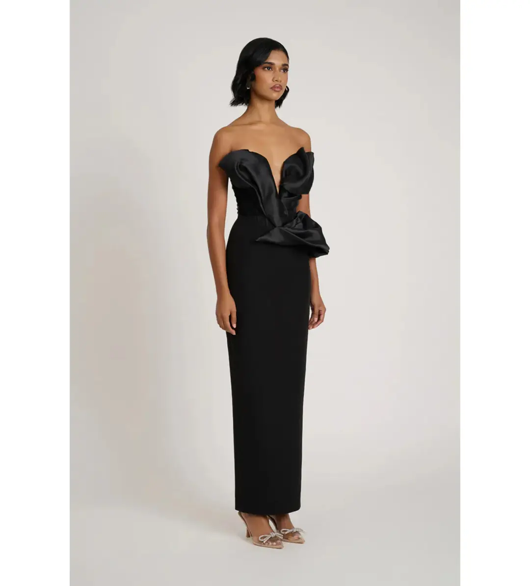 Eliya The Label Auri Gown in Black Size M/AU10 for rent on The Volte - main image