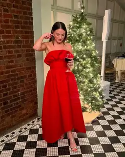 Elliatt Laurel Sleeveless Maxi Dress In Red Size S / AU 8 for rent on The Volte - image 4