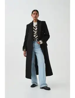 CARTER COAT for rent on The Volte - image 1