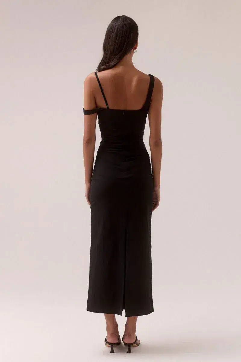 Sovere Lure Midi Dress Black Size 8 for rent on The Volte - main image