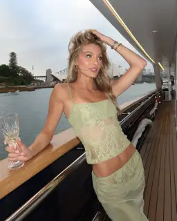 Benni Miko Set Size 8 for rent on The Volte - image 1