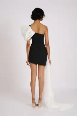 Eliya The Label Issy Mini Dress Size S / AU 8 for rent on The Volte - image 3