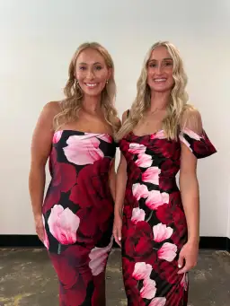 SONYA MODA ALMA MIDI / SIZE 8 for rent on The Volte - image 7