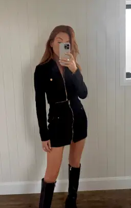 Suede Noir Set for rent on The Volte - image 1