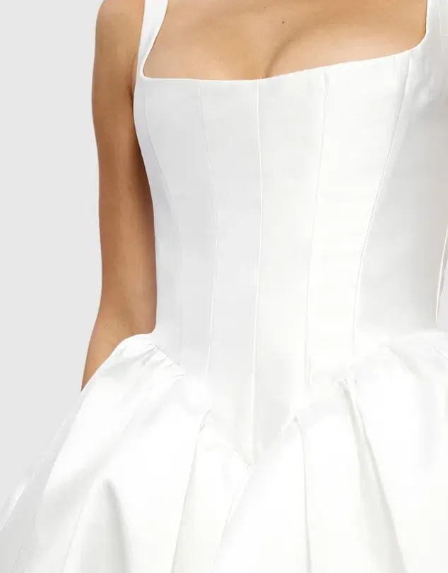 Effie Kats Muse Mini Dress / White / Size 8 - Image 4