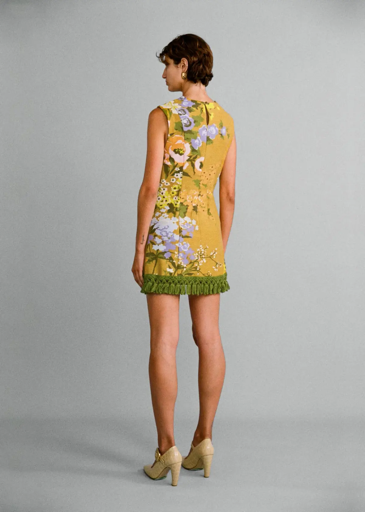 Lovaan Mathilda Dress Yellow Floral Size 12 - Image 2