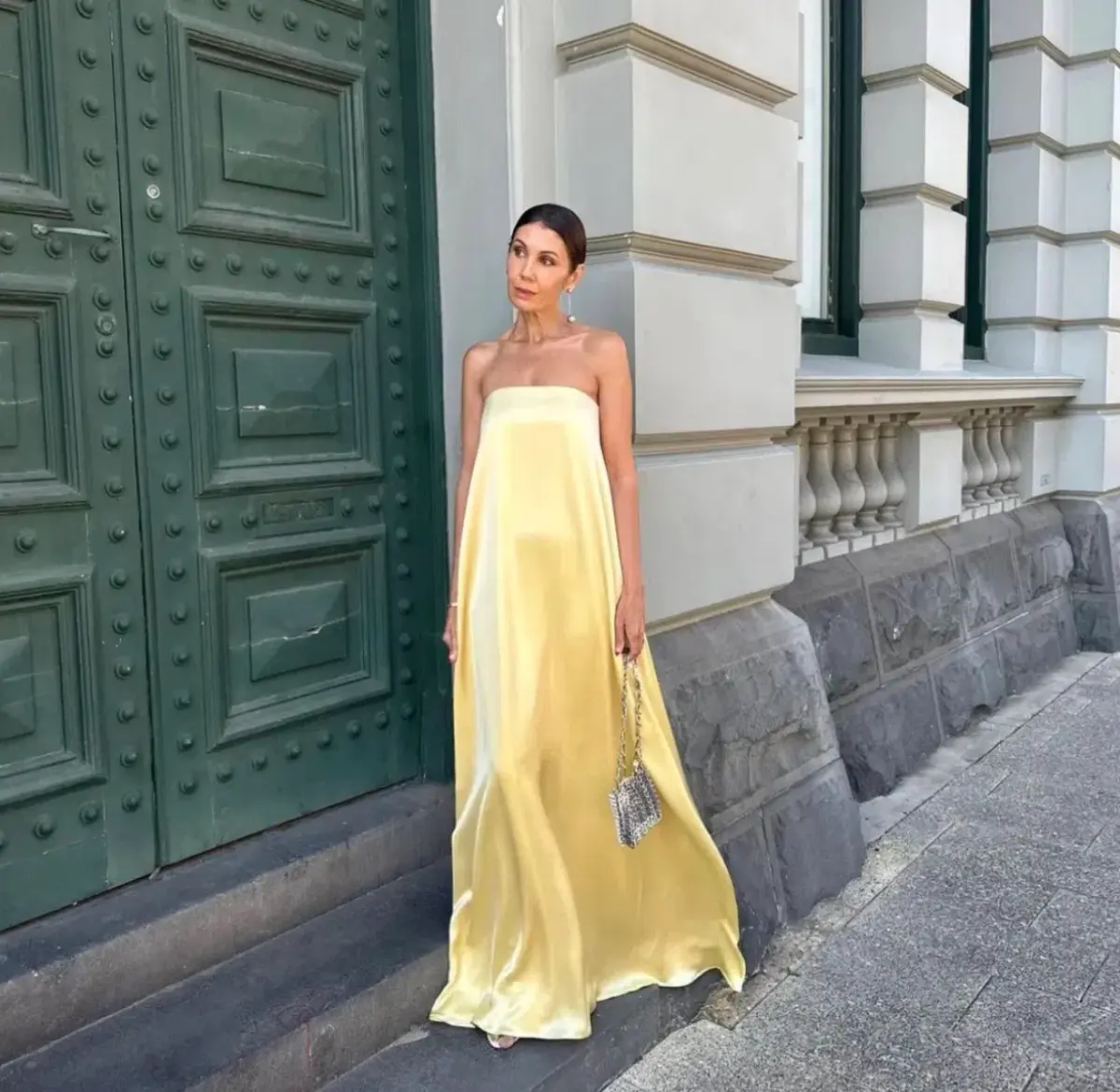 Delfina Gown Yellow size 10 - Image 2