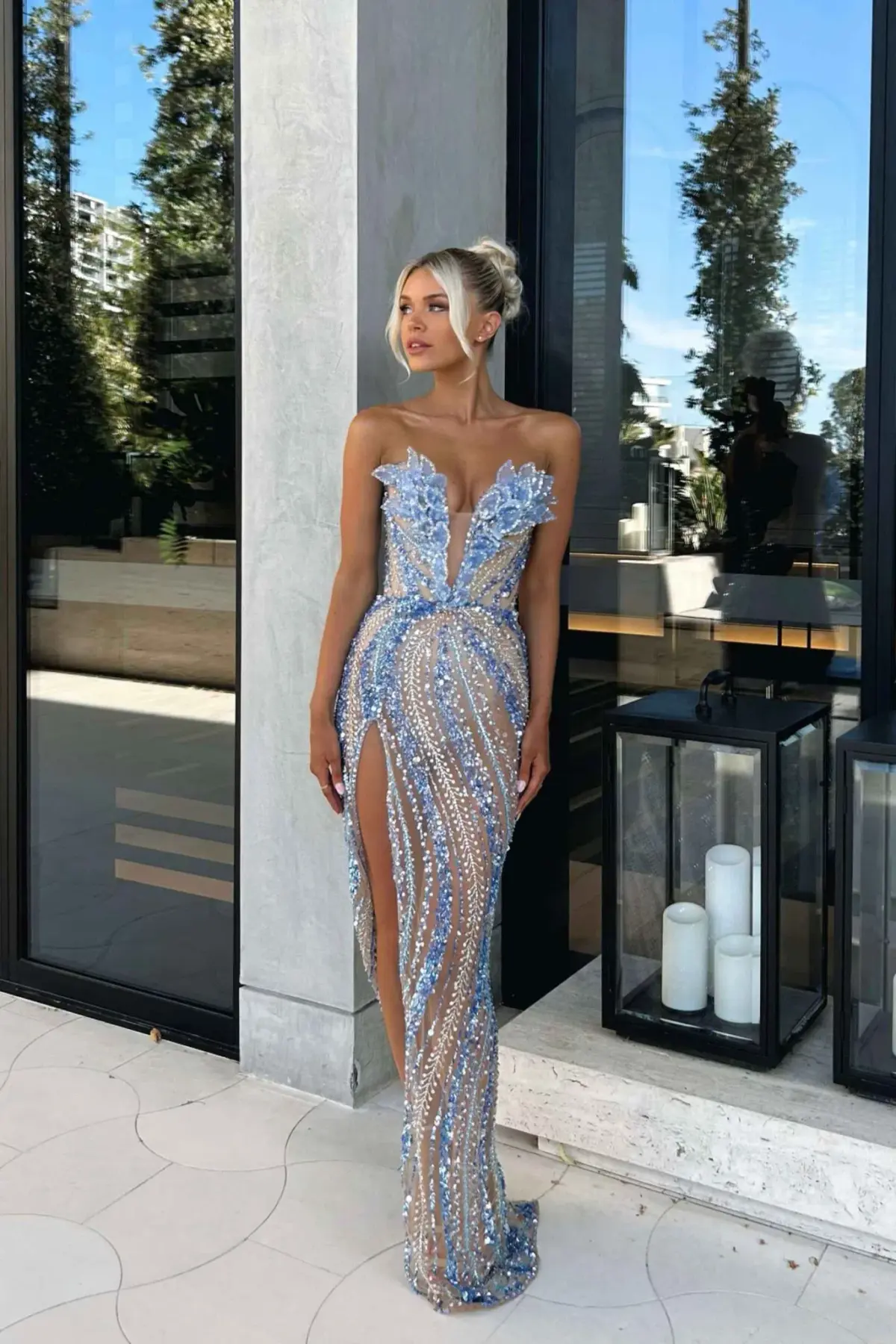 Albina Dyla - Blue embellished dress with leaf corset - Image 5