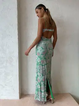 Hansen And Gretel Fantasy Maxi Dress In Flowerbomb Size Large for rent on The Volte - image 5