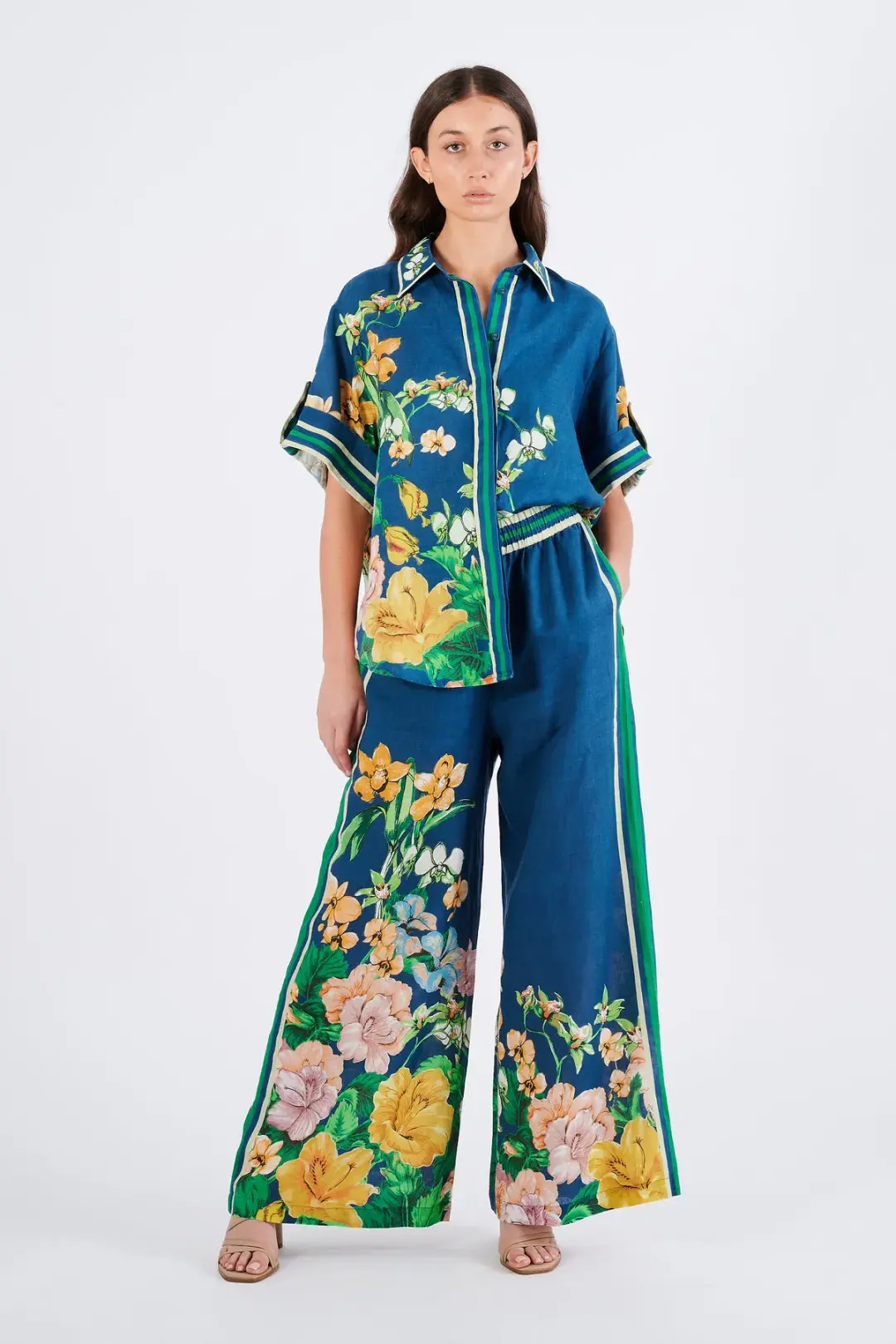 Lyla Linen Set for rent on The Volte - main image