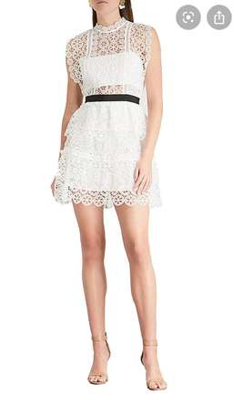 Self-portrait circle floral lace mini dress white size 10 AUS for rent on The Volte - image 3