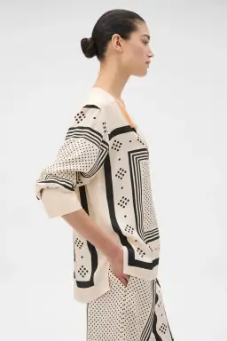 SPOT SCARF PRINT BLOUSE for rent on The Volte - image 4