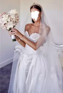 Pallas Couture - Bespoke wedding dress for rent on The Volte - image 9