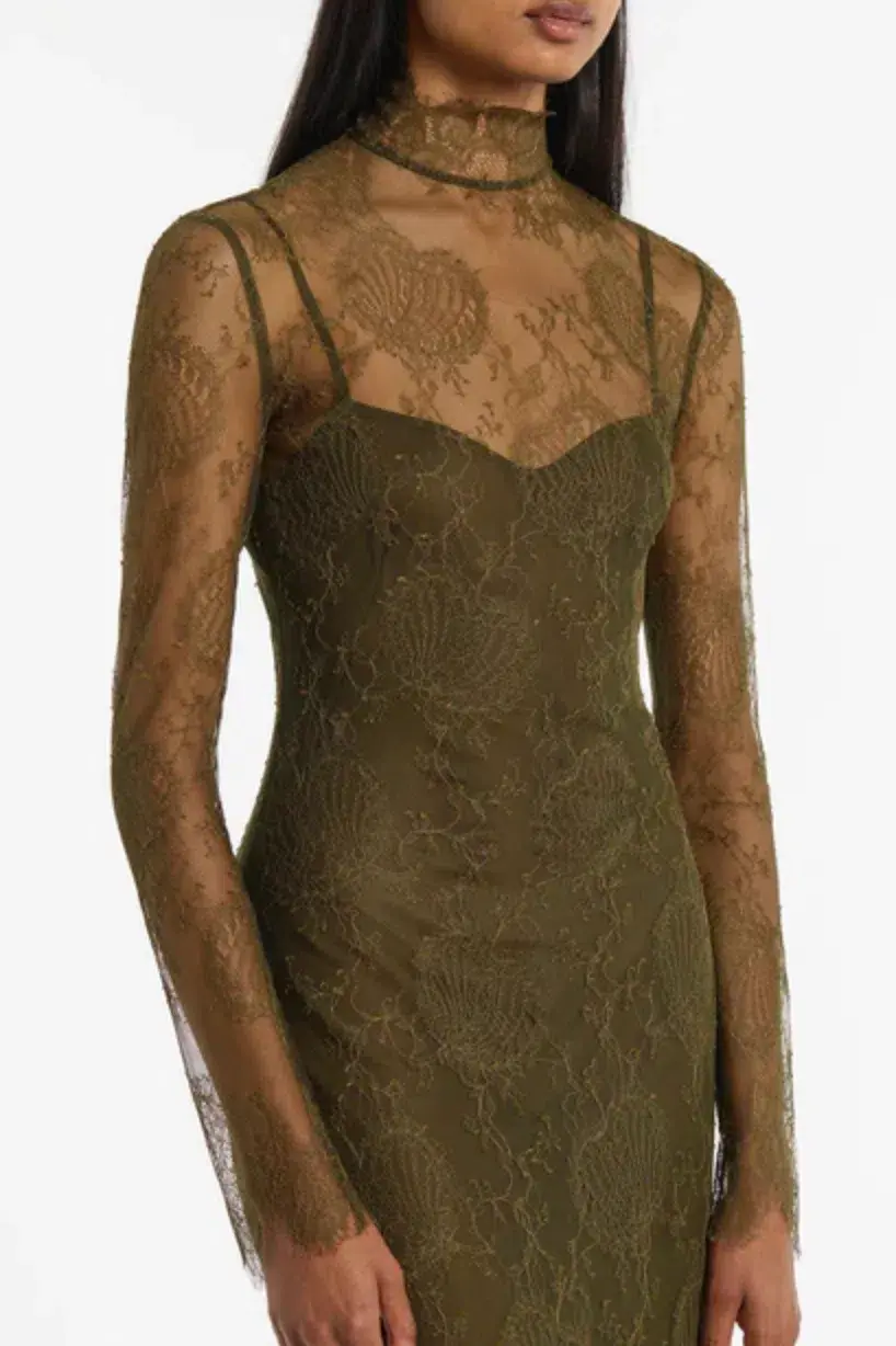 Carla Zampatti Juniper Lace Gown, size 6 - Image 3