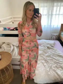 Significant Other Parla Skirt & Top KALEIDOSCOPE. Size 8 & 10 for rent on The Volte - image 8