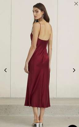 Bec and bridge classic midi dress size 8 for rent on The Volte - image 2