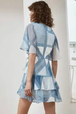 C/MEO Collective Allude Mini Dress Print Size 8 for rent on The Volte - image 2