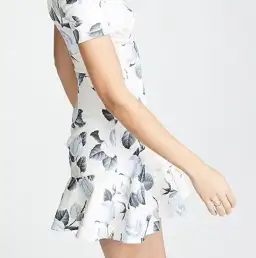 Lover Revolve Rosa Flip Floral Dress Print Size 8 for rent on The Volte - image 2