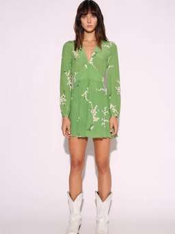 Realisation Par The Kate Dress Summer Loving Green Size 6 for rent on The Volte - image 1