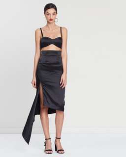 Lexi Piper Dress | Size 6 | Black for rent on The Volte - image 3