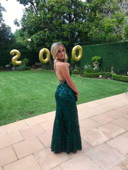 Alamour Genelle Emerald Sequin Gown Size 8