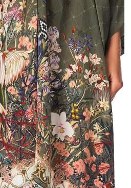 Camilla ‘Watchful Wings’ short kaftan Free size