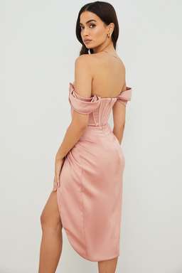 House Of CB Loretta Blush Satin Off Shoulder Midi Dress Pink Size 8 for rent on The Volte - image 2