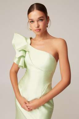 Keepsake The Label Lightening Midi Dress Green Size 8 for rent on The Volte - image 2