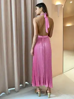 L’idee Renaissance Gown in Hot Pink Size 6 for rent on The Volte - image 2