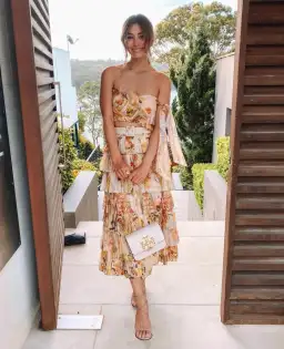 Leo & Lin Sun-kissed Silk Linen Bralette Print Size 12 for rent on The Volte - image 2