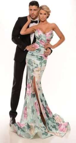 PORTIA & SCARLETT STELLA FLORAL GOWN