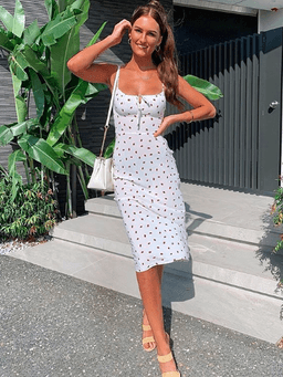 Realisation Par The Alba White Strawberry Size 6 for rent on The Volte - image 2